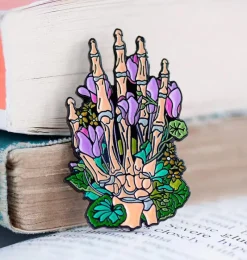 Codex Anatomicus Enamel Pins^Hand skeleton with flowers - Enamel pin